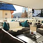 Roeck Garni Hotel Fiss