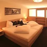 Hotel Roeck Garni Fiss