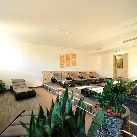 Roeck Garni Hotel