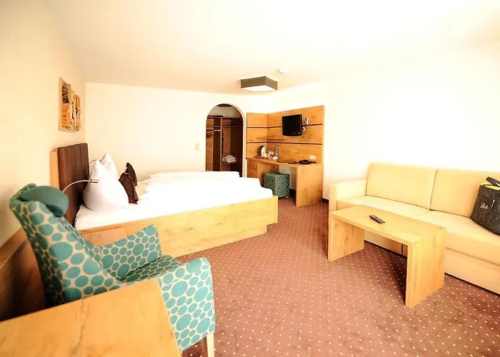 Hotel Roeck Garni Fiss