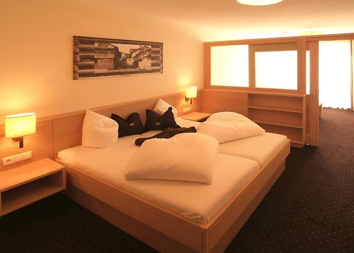 Hotel Roeck Garni Fiss