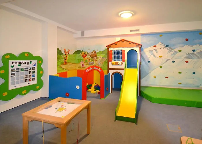 Hotel Roeck Garni 4*