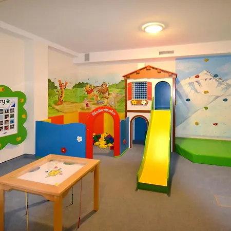 Hotell Röck Garni 4*