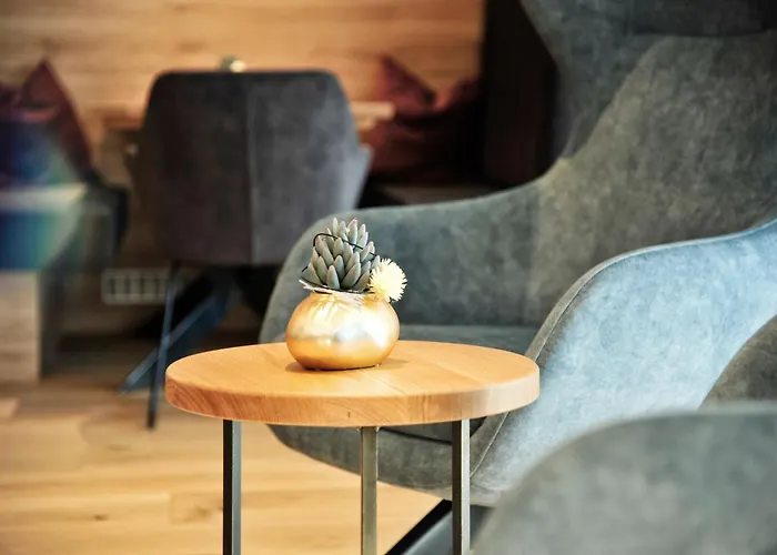 Roeck Garni Hotel Fiss